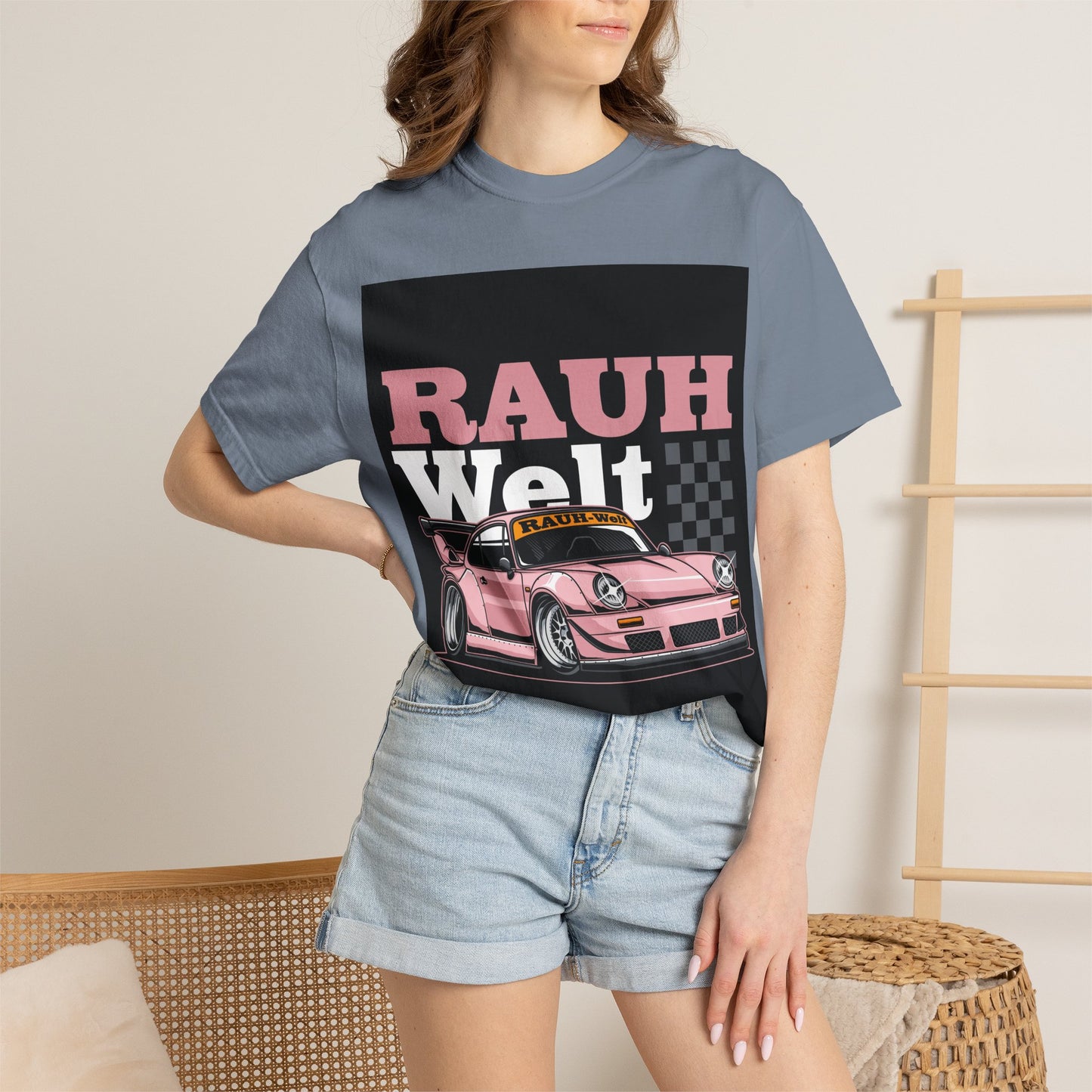 Pink Porsche 911 Rauh-Welt Racing IllustrationT-shirt