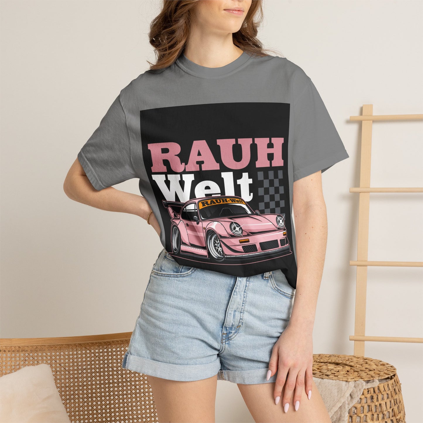 Pink Porsche 911 Rauh-Welt Racing IllustrationT-shirt