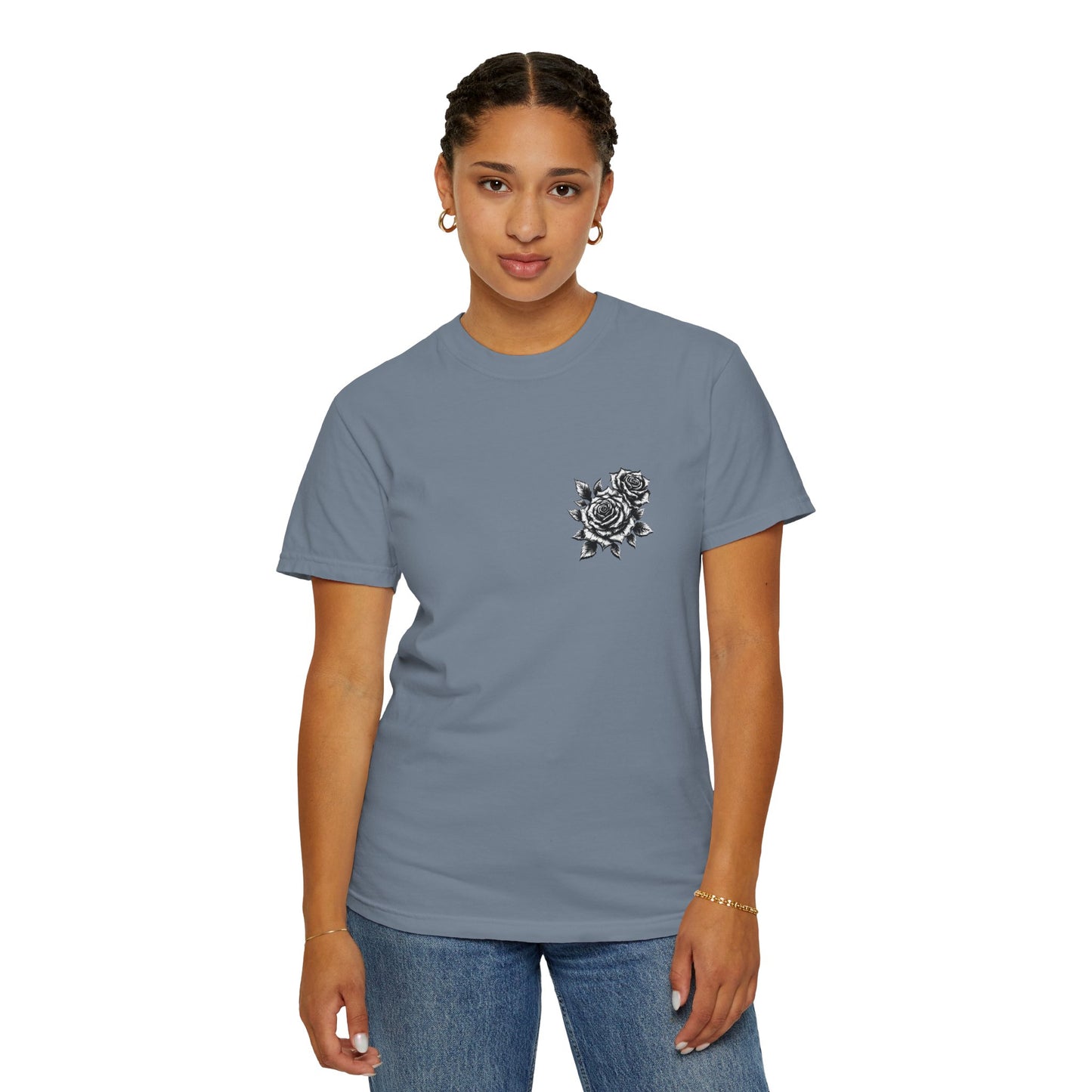 T-Shirt - Vintage Virgin Mary & Roses Graphic Tee
